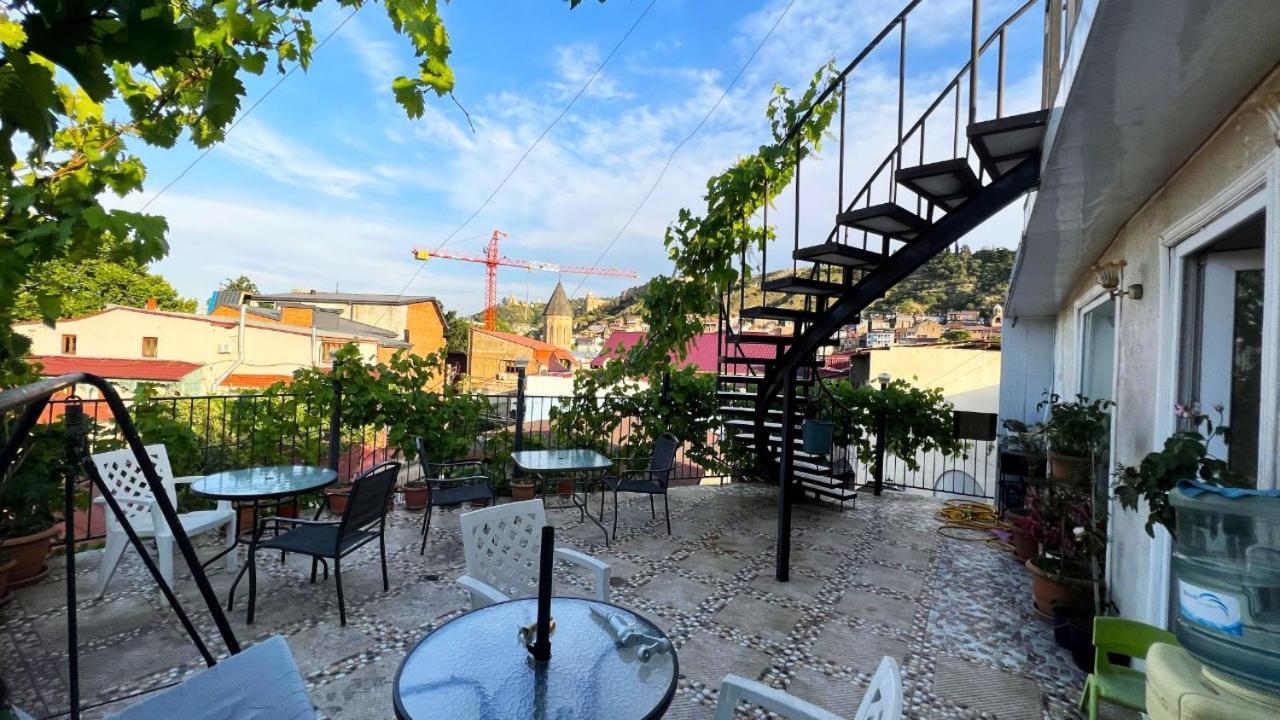Hotel Lika Tbilisi Esterno foto