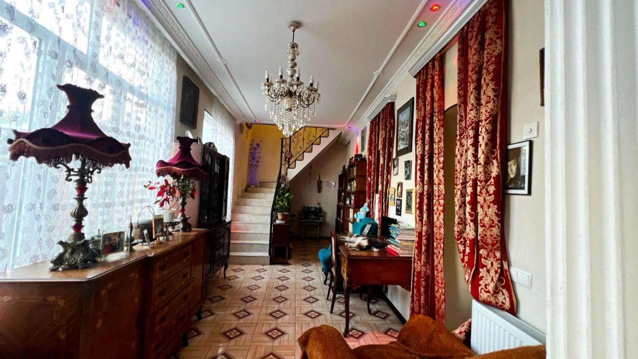 Hotel Lika Tbilisi Esterno foto