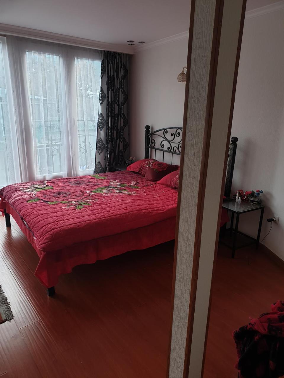 Hotel Lika Tbilisi Esterno foto