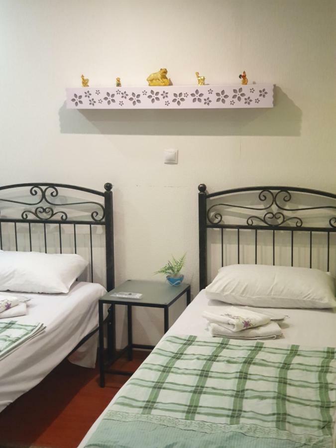 Hotel Lika Tbilisi Esterno foto