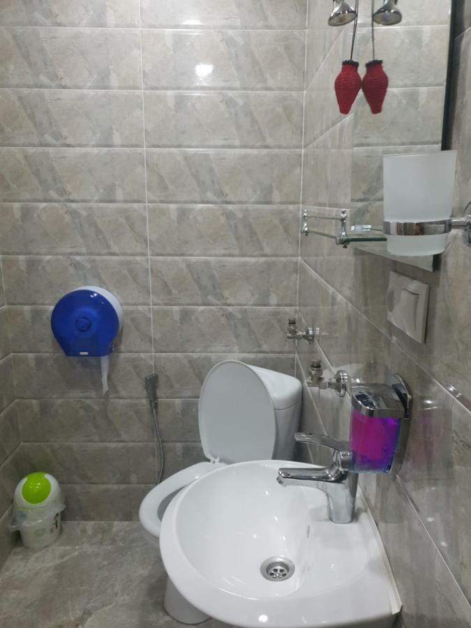 Hotel Lika Tbilisi Esterno foto